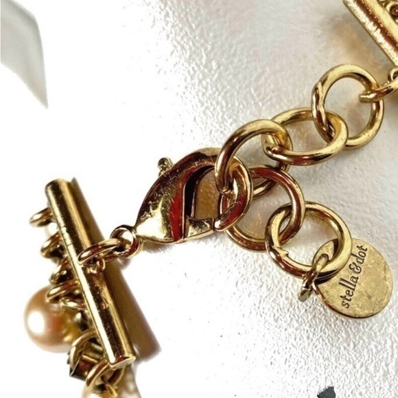 Stella & Dot Layered Gold and Pearl Necklace AND a Matching Bracelet - Picture 8 of 8